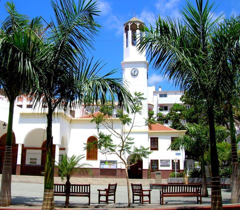 Cristimar - Stunning Vacation Rental Home For Families & Friends Los Cristianos  Zewnętrze zdjęcie